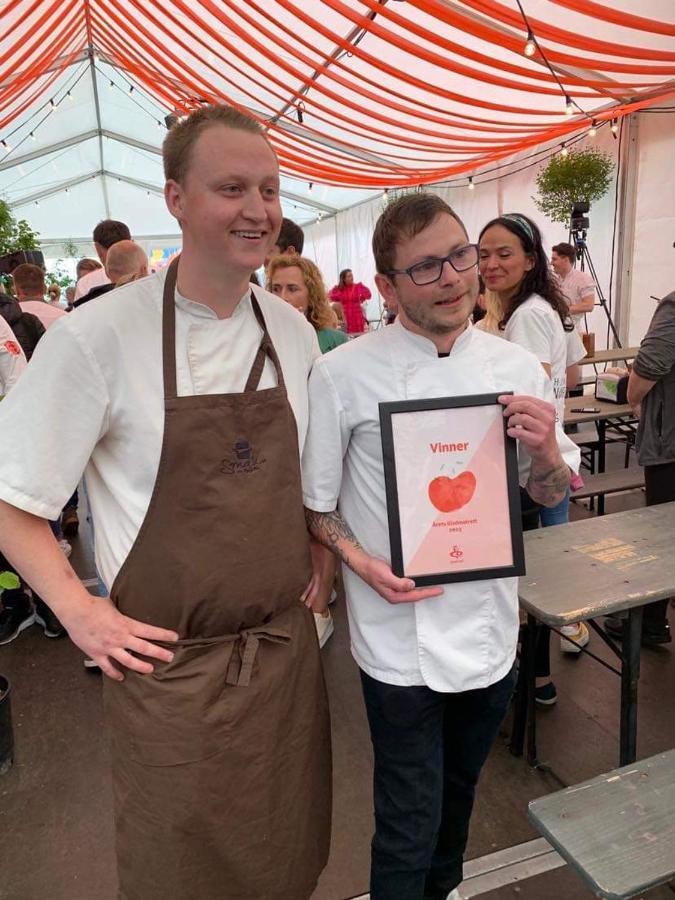 Smaken Av Ryfylke Event As Overnatting, Bygningen Drives Ikke Som Hotell Hjelmeland Buitenkant foto