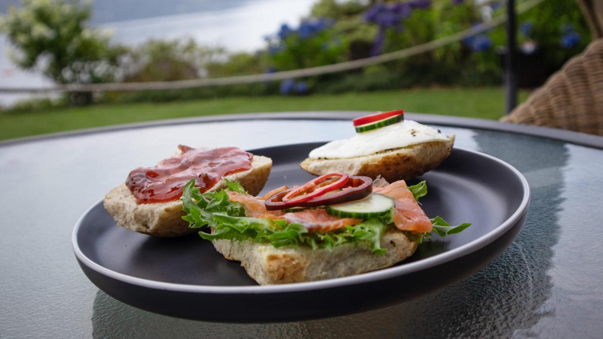 Smaken Av Ryfylke Event As Overnatting, Bygningen Drives Ikke Som Hotell Hjelmeland Buitenkant foto